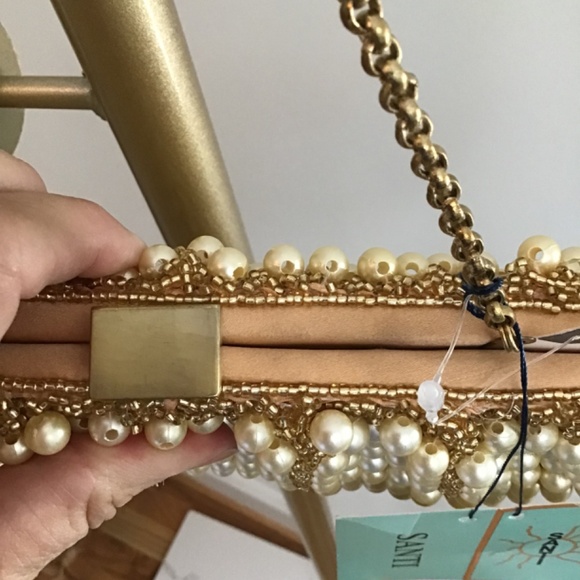 Santi Gemelli Clutch Pearl with Taupe Silk with brass strap - Picture 8 of 16